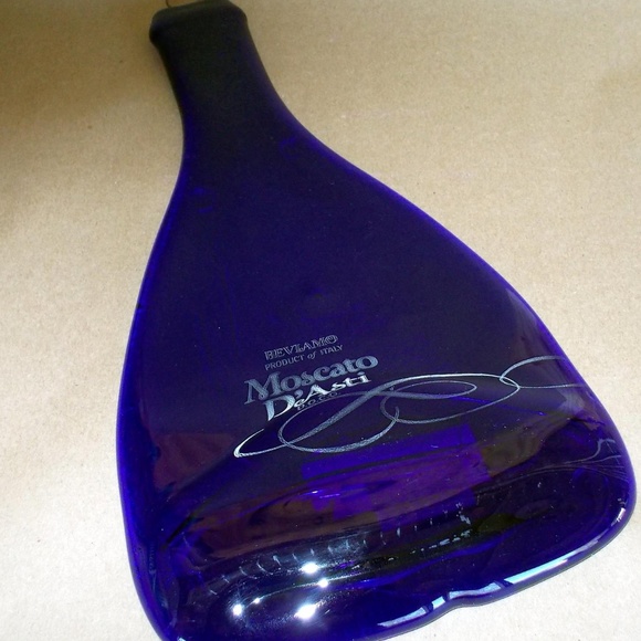COBALT BLUE MOSCATO D'ASTI - Picture 1 of 10